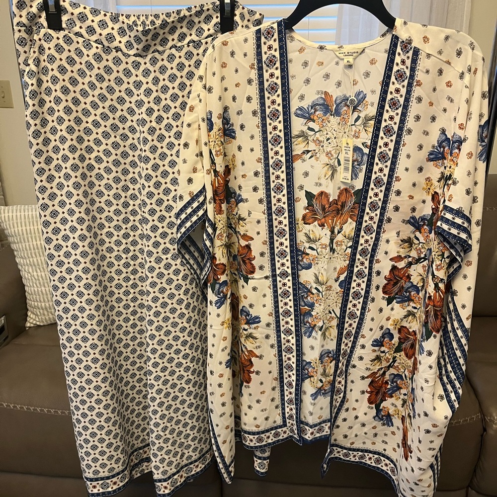 Max Studio Floral Kimono and pant Set - Picture 3 of 5
